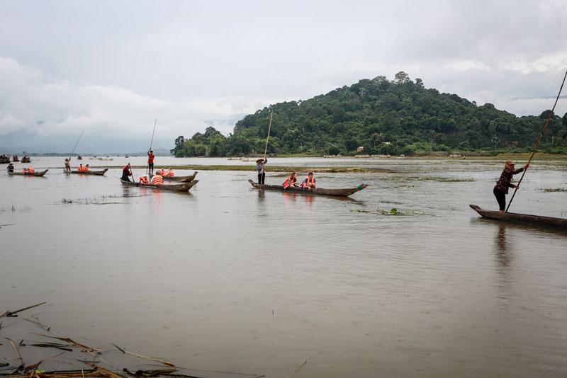 Hồ Lắk.