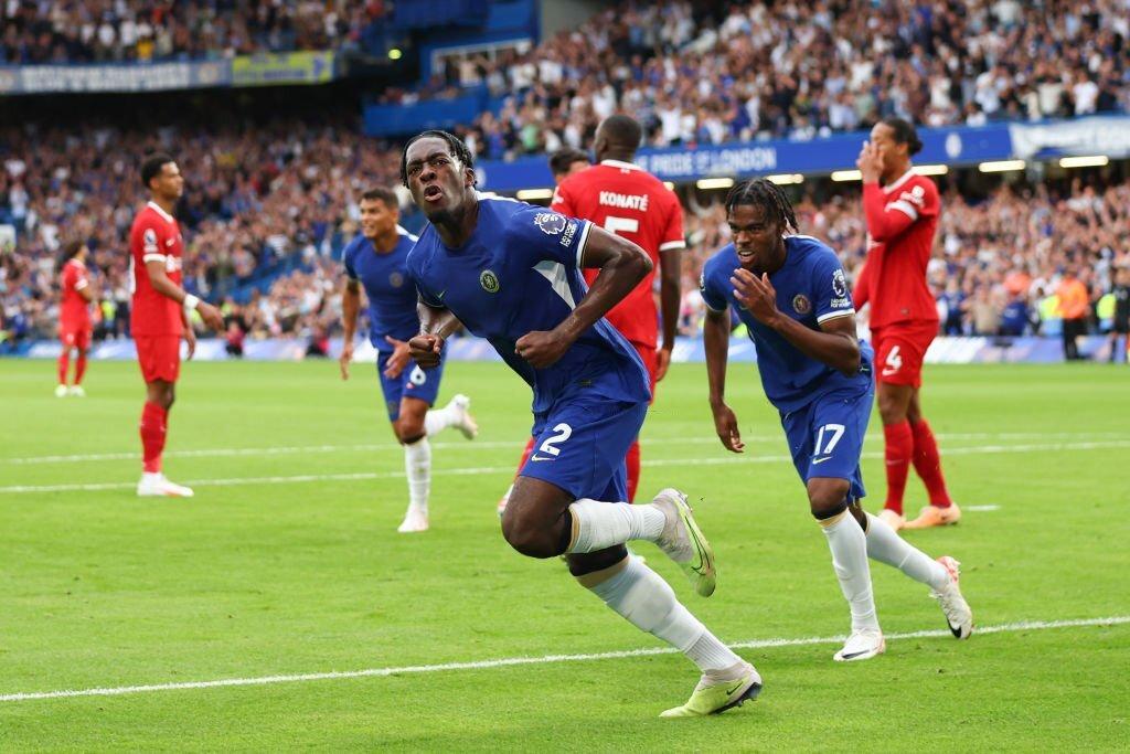 Chelsea và Liverpool bất phân thắng bại.