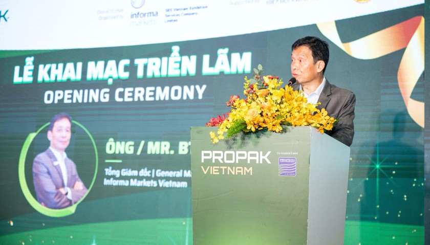 Ông BT Tee - Tổng Giám đốc Công ty Informa Markets Việt Nam phát biểu khai mạc.