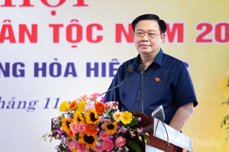 Chủ tịch Quốc hội Vương Đình Huệ dự Ngày hội Đại đoàn kết tại Đà Nẵng