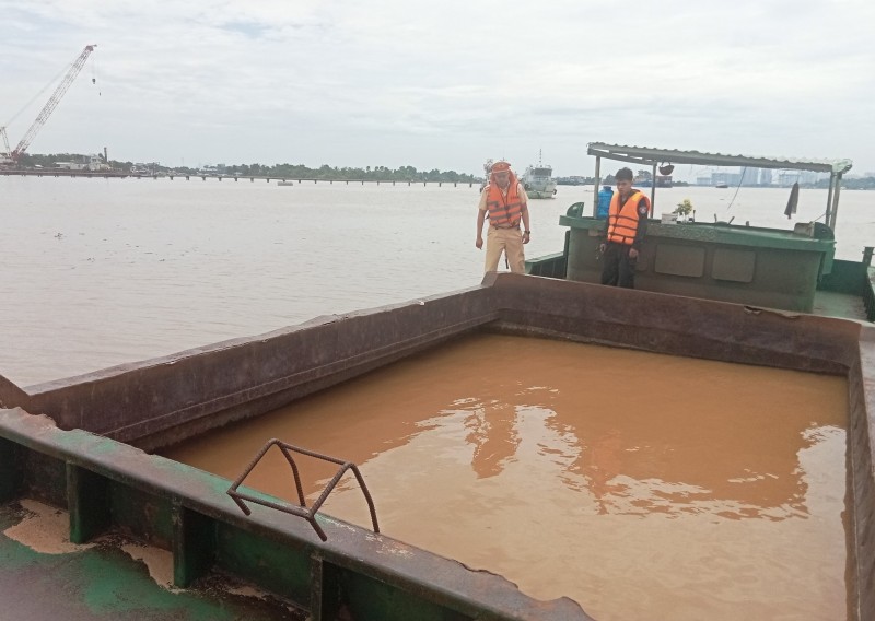 Phương tiện của ông Đào Phước Thành vận chuyển cát trái phép