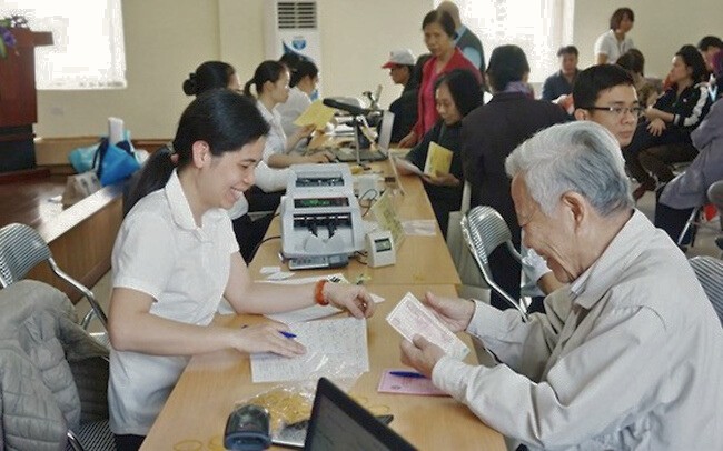 Mức trợ cấp xã hội cho người cao tuổi không có lương hưu được nhận bao nhiêu trong năm 2024?