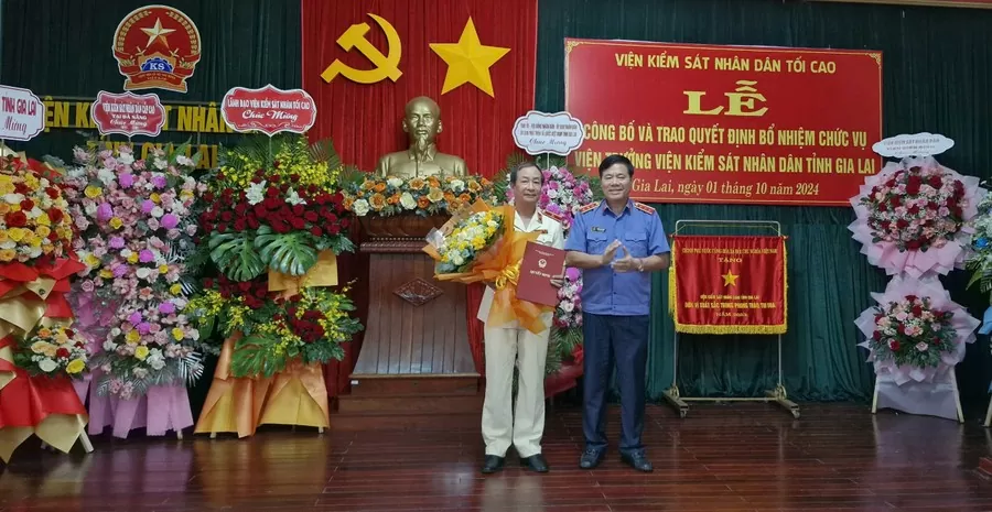 Nhân sự 1/10: Tỉnh ủy Hưng Yên điều động cán bộ; tân Chánh án Tòa án nhân dân TP.Hà Nội là ai? Nhân sự 1/10: Tỉnh ủy Hưng Yên điều động cán bộ; tân Chánh án Tòa án nhân dân TP.Hà Nội là ai?