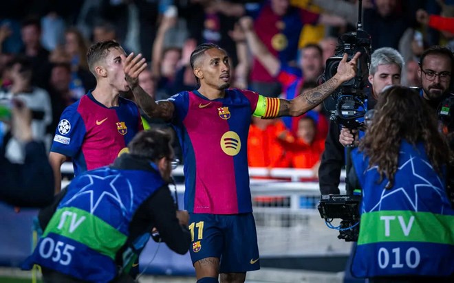 Màn đáp trả ngọt ngào của Barcelona trước Bayern Munich