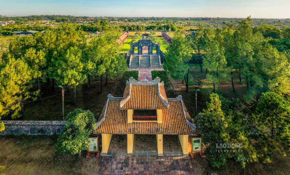 Tọa lạc bên đường Văn Thánh (phường Hương Hồ, TP Huế), di tích Văn Miếu là một trong những công trình tiêu biểu trong Quần thể kiến trúc Cố đô Huế được xây dựng vào năm 1808 dưới thời vua Gia Long. Ảnh: Nguyễn Phong.