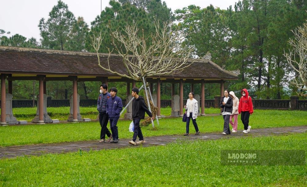 Tháng 12.2024, HĐND tỉnh Thừa Thiên Huế đã xem xét, thông qua Nghị quyết điều chỉnh chủ trương đầu tư dự án Tu bổ, tôn tạo và phục hồi thích nghi di tích Văn Miếu (giai đoạn 1).