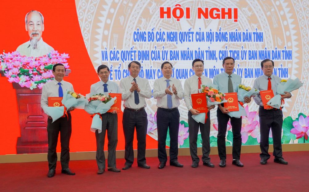 Lãnh đạo Sở Khoa học và Công nghệ tỉnh Sóc Trăng. Ảnh: Phương Anh