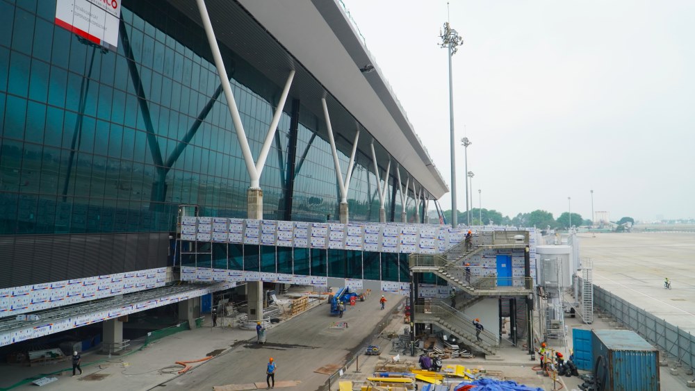 Nhà ga T3 Tân Sơn Nhất có 11 ống lồng máy bay. Ảnh: Anh Tú
