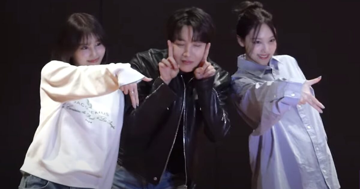 J-Hope BTS, Nayeon vui vẻ quay video thử thách cùng nhau trước tin hẹn hò. Ảnh: Cắt từ clip.