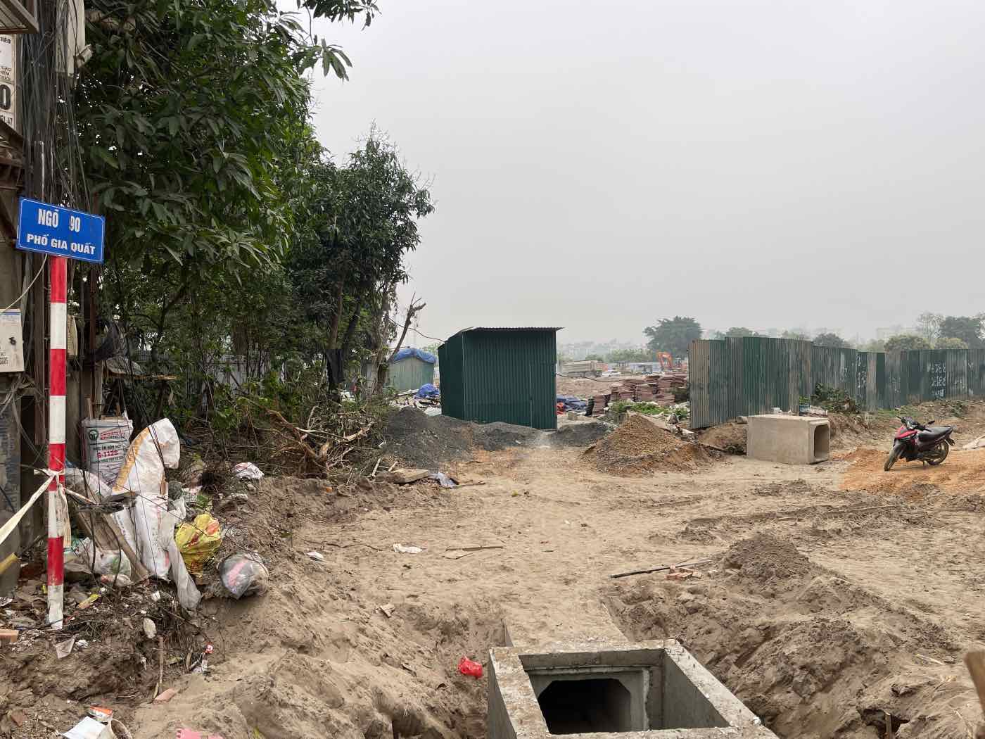 Khu đất xây dựng Dự án nhà ở xã hội Thượng Thanh nằm tại ngõ 90 Gia Quất. Ảnh: Khánh An