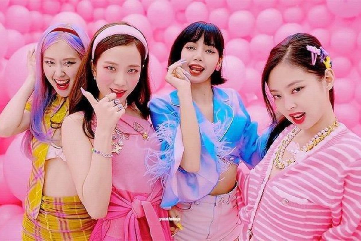 Giá vé của Blackpink bị chỉ trích vì đắt đỏ. Ảnh: cắt MV Ice Cream