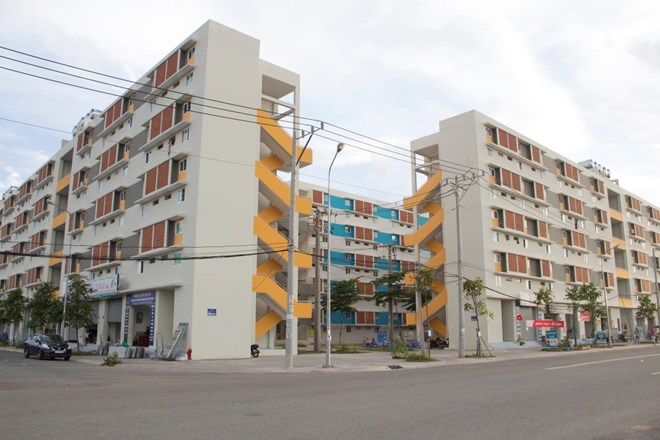 Điều kiện để vợ được đứng tên mua nhà ở xã hội khi chồng đã có nhà