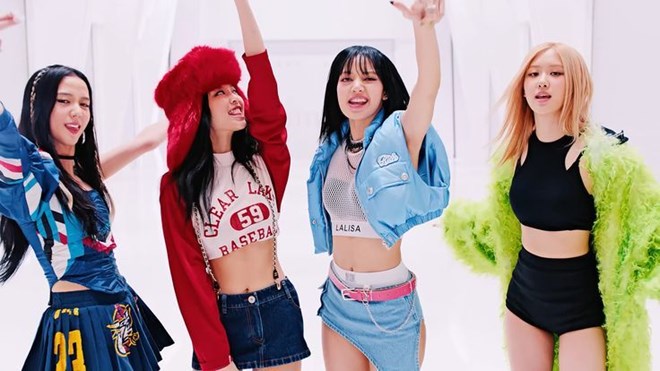 Giá vé concert Blackpink ở Hàn Quốc bị chỉ trích