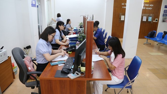 3 khoản trợ cấp với nữ cán bộ xã nghỉ hưu trước tuổi từ 5-10 năm