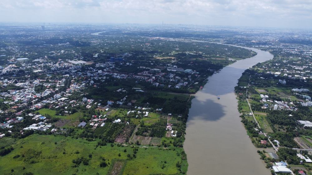Khu vực giáp sông Sài Gòn của thành phố Thuận An. Ảnh: Đình Trọng