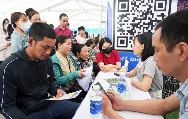 Hỗ trợ 1,4 triệu đồng đi lại, doanh nghiệp vẫn khó tuyển lao động
