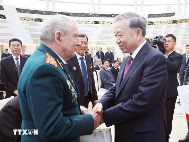 Tổng Bí thư Tô Lâm gặp mặt tri ân những người bạn Belarus của Việt Nam