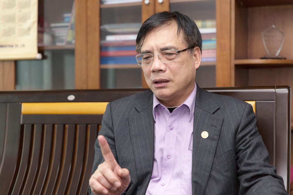 PGS.TS Trần Đình Thiên