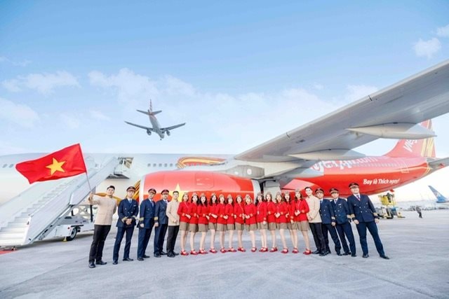 vj-flight-crew.jpg