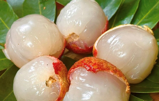 Ăn vải đúng cách để bảo vệ gan