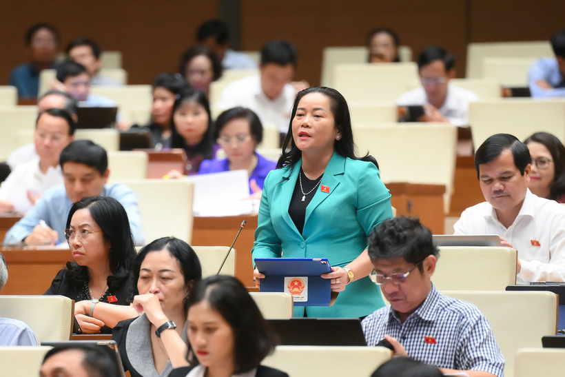Đại diện Lê Thị Thanh Lam - Đoàn Đại biểu Quốc hội tỉnh Hậu Giang. Ảnh: VPQH