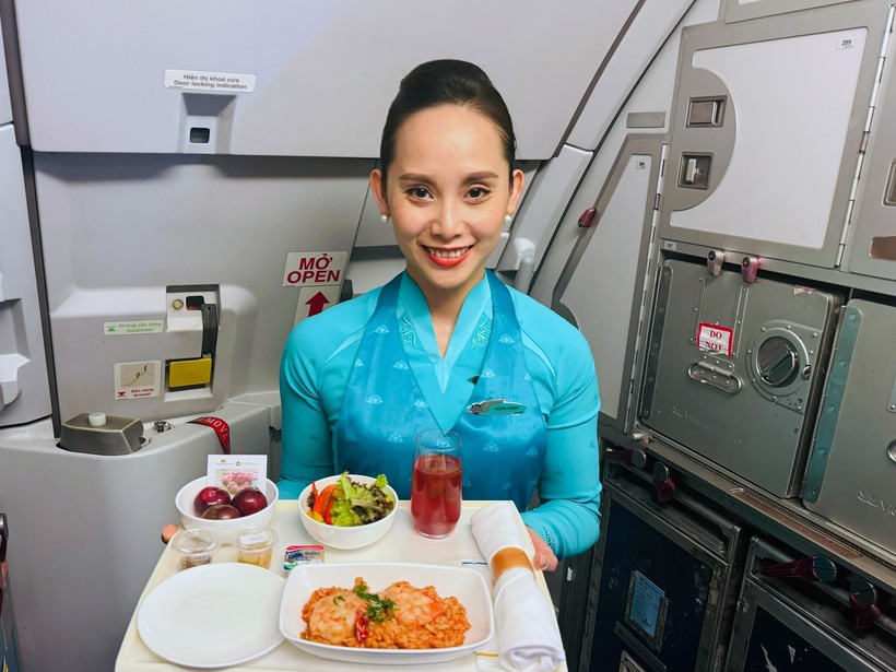 Mận hậu Sơn La lên các chuyến bay của Vietnam Airlines (Ảnh: Vietnam Airlines)