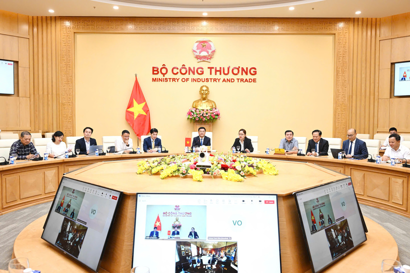 Toàn cảnh phiên đàm phán trực tuyến cấp bộ trưởng về thương mại đối ứng Việt Nam - Hoa Kỳ