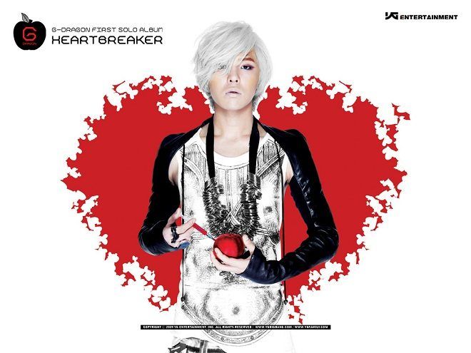 G-Dragon gây sốt năm 2009 với solo album “HeartBreaker“. Ảnh: YG Entertainment