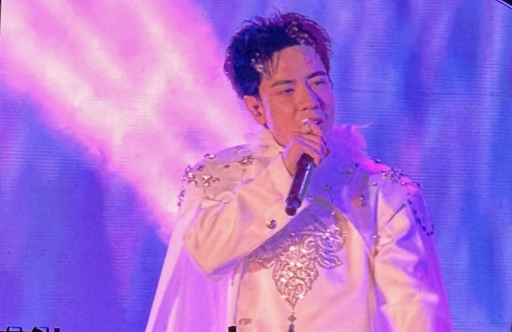 Quang Hùng MasterD mượn đêm nhạc... tỏ tình với G-Dragon. Ảnh: Lan Trần
