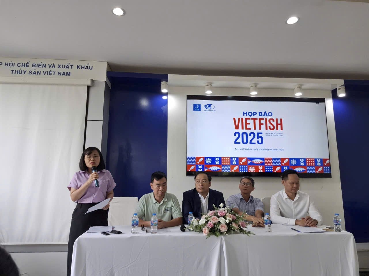 ba-le-hang-vasep.jpg