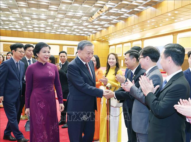 Lễ tiễn Tổng Bí thư Tô Lâm và Phu nhân tại sân bay quân sự Seongnam, thủ đô Seoul, Hàn Quốc. Ảnh: TTXVN