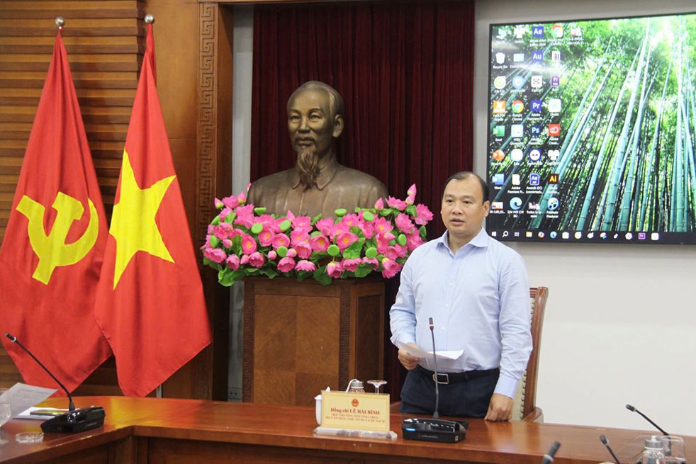 Thứ trưởng Thường trực Bộ VHTTDL Lê Hải Bình phát biểu chỉ đạo tại cuộc họp rà soát công tác tổ chức Lễ kỷ niệm 80 năm Ngày truyền thống ngành Văn hóa (28.8.1945 - 28.8.2025) và hướng tới kỷ niệm 80 năm Quốc khánh 2.9 (2.9.1945 - 2.9.2025). Ảnh: Bộ VHTTDL