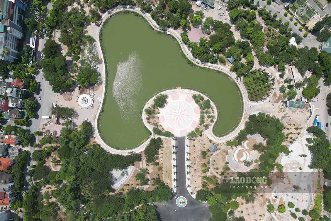 Công viên Cầu Giấy nhìn từ trên cao. Ảnh: Đinh Thiện