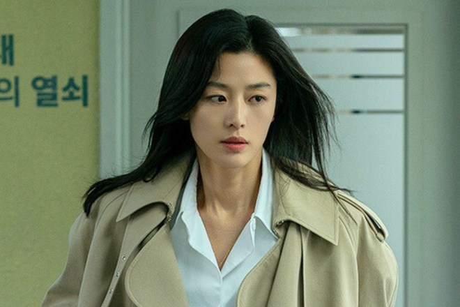 Jun Ji Hyun phủ nhận bị hủy quảng cáo vì phim Giông tố