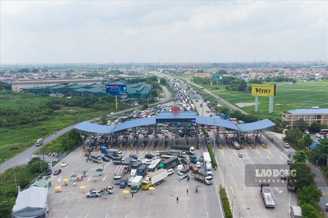 Gỡ khó cho xe của doanh nghiệp khi qua trạm thu phí sau ngày 1.10