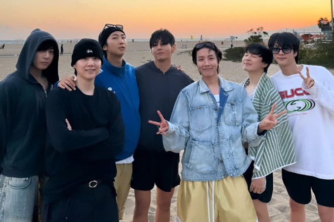 BTS đang sống trong biệt thự xa hoa ở Mỹ