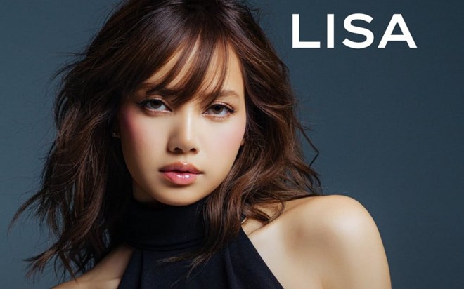 Cú chuyển mình bất ngờ của Lisa (Blackpink)