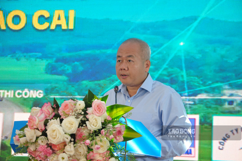 Thứ trưởng Bộ Tài chính Đỗ Thành Trung mong dự án sớm hoàn thành để đảm bảo sự mong mỏi của nhân dân. Ảnh: Đinh Đại