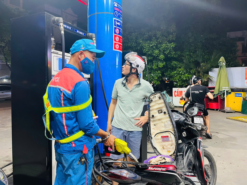 Giá xăng dầu trong nước hôm nay ngày 18/10/2025. Ảnh: P.C