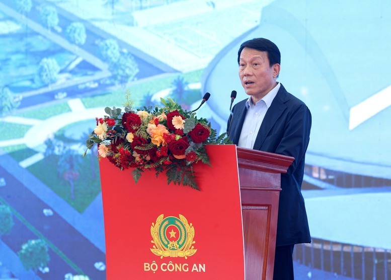 Đại tướng Lương Tam Quang, Bộ trưởng Bộ Công an phát biểu tại lễ khởi công. Ảnh: Đức Tuân