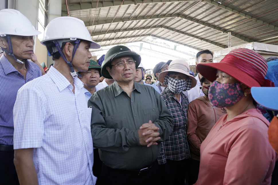 Thủ tướng kiểm tra