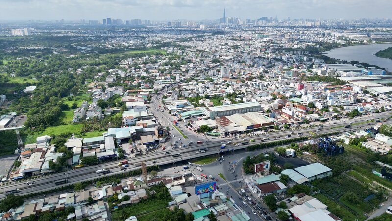 Quốc lộ 13 đoạn từ nút giao Bình Phước và trung tâm TPHCM. Ảnh: Anh Tú