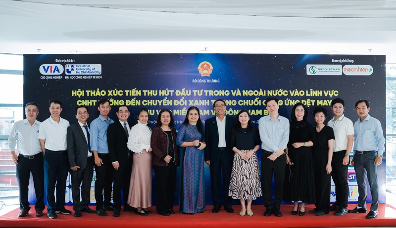 Đại biểu tham dự sự kiện. Ảnh: Minh Khuê.