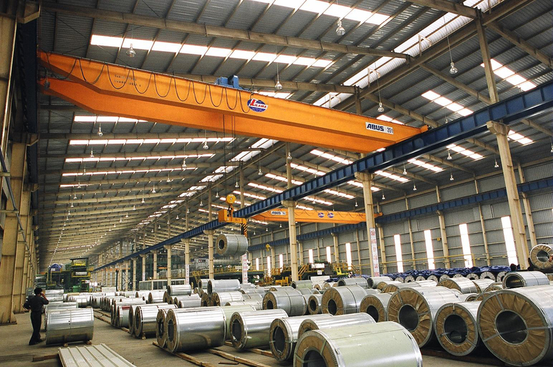 Các ngành hàng xuất khẩu của Việt Nam, trong đó có sắt thép đang chịu áp lực trước các quy định của thị trường EU (Ảnh minh hoạ)