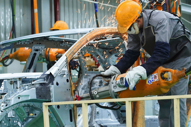 Việc thu hút vốn FDI tạo động lực thúc đẩy công nghiệp Việt Nam. Ảnh: Cấn Dũng