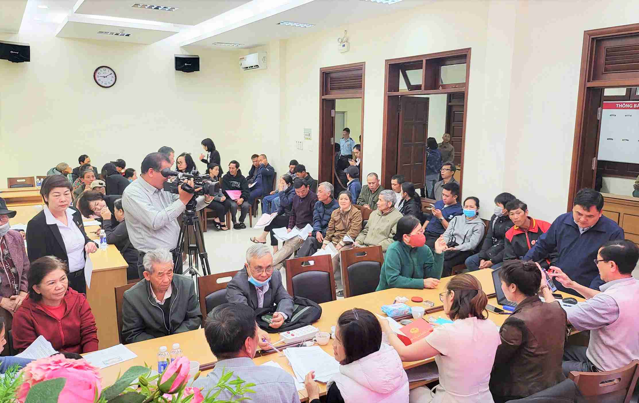 Công tác chi trả bồi thường được triển khai khẩn trương để Dự án đảm bảo tiến độ. Ảnh: Phúc Khánh