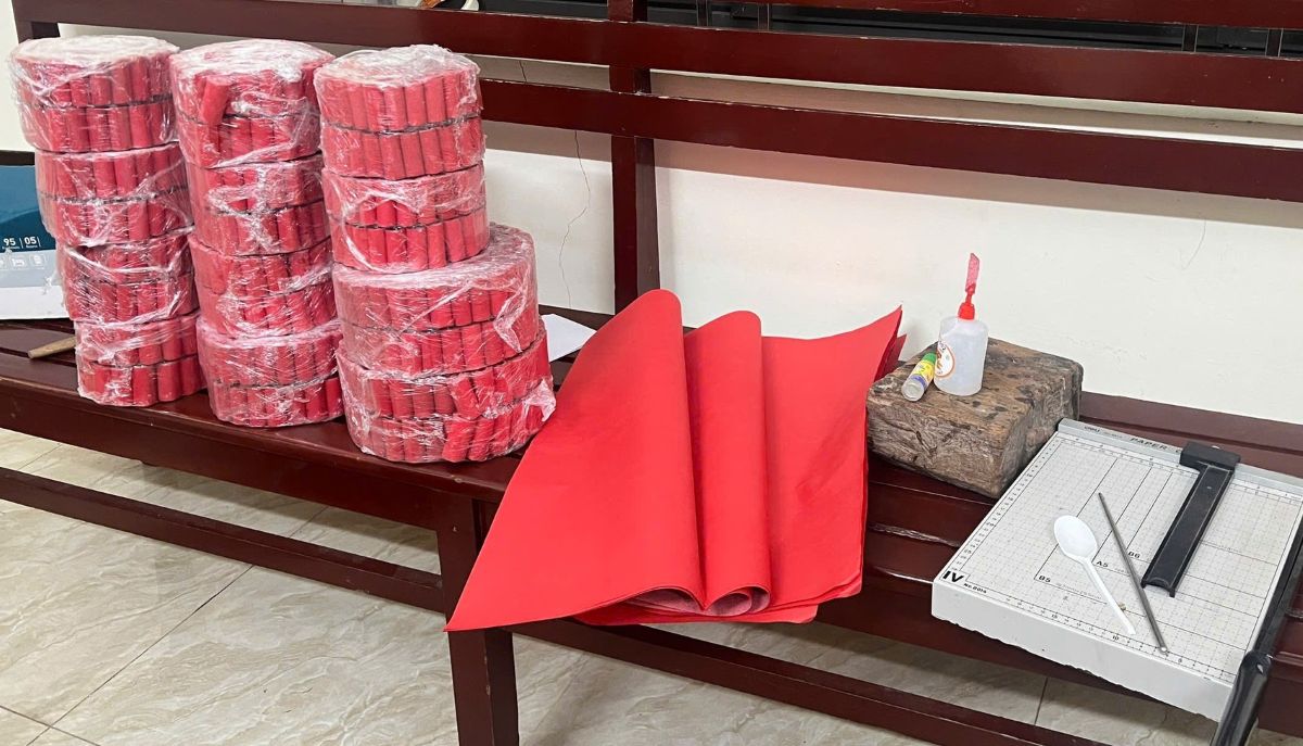 Tang vật vụ án. Ảnh: Cổng TTĐT phường Lưu Kiếm