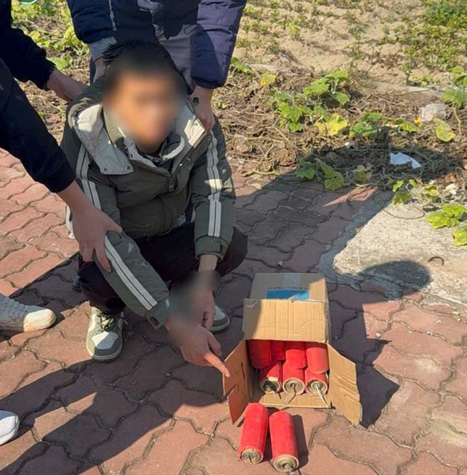 Tàng trữ hàng cấm, nam thanh niên bị khởi tố