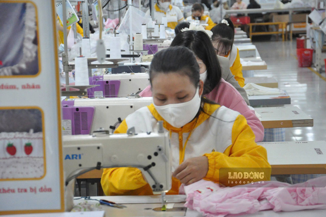 Mức tiền lương bình quân của người lao động trên địa bàn tỉnh Lào Cai tăng so với năm trước. Ảnh: Bảo Nguyên