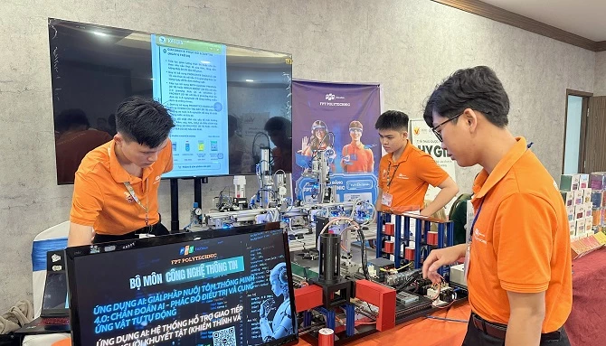 Cần Thơ trước yêu cầu phải đi đầu trong việc xây dựng đội ngũ nhân lực khoa học công nghệ. Cần Thơ trước yêu cầu phải đi đầu trong việc xây dựng đội ngũ nhân lực khoa học công nghệ.